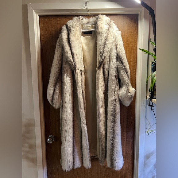 Elegant Faux Fur Coat